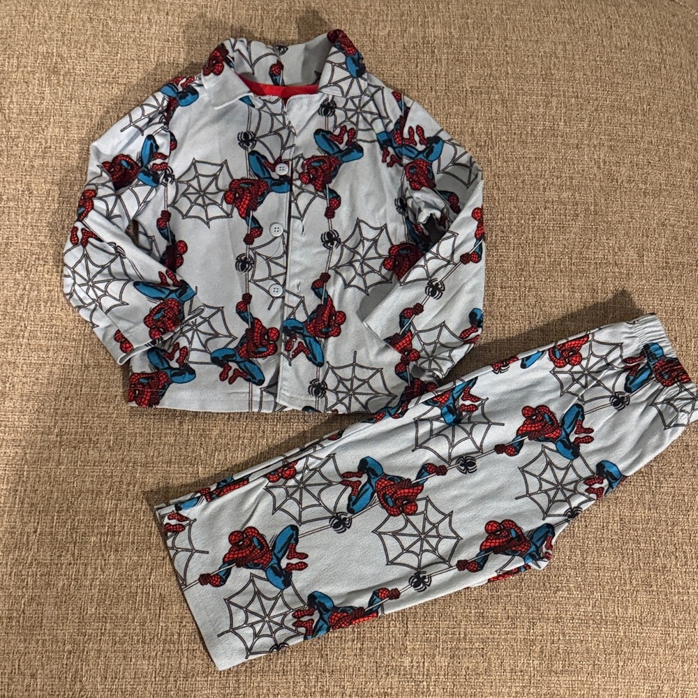 Spider-Themed Kids Pajamas - Blue and Red- size 3T